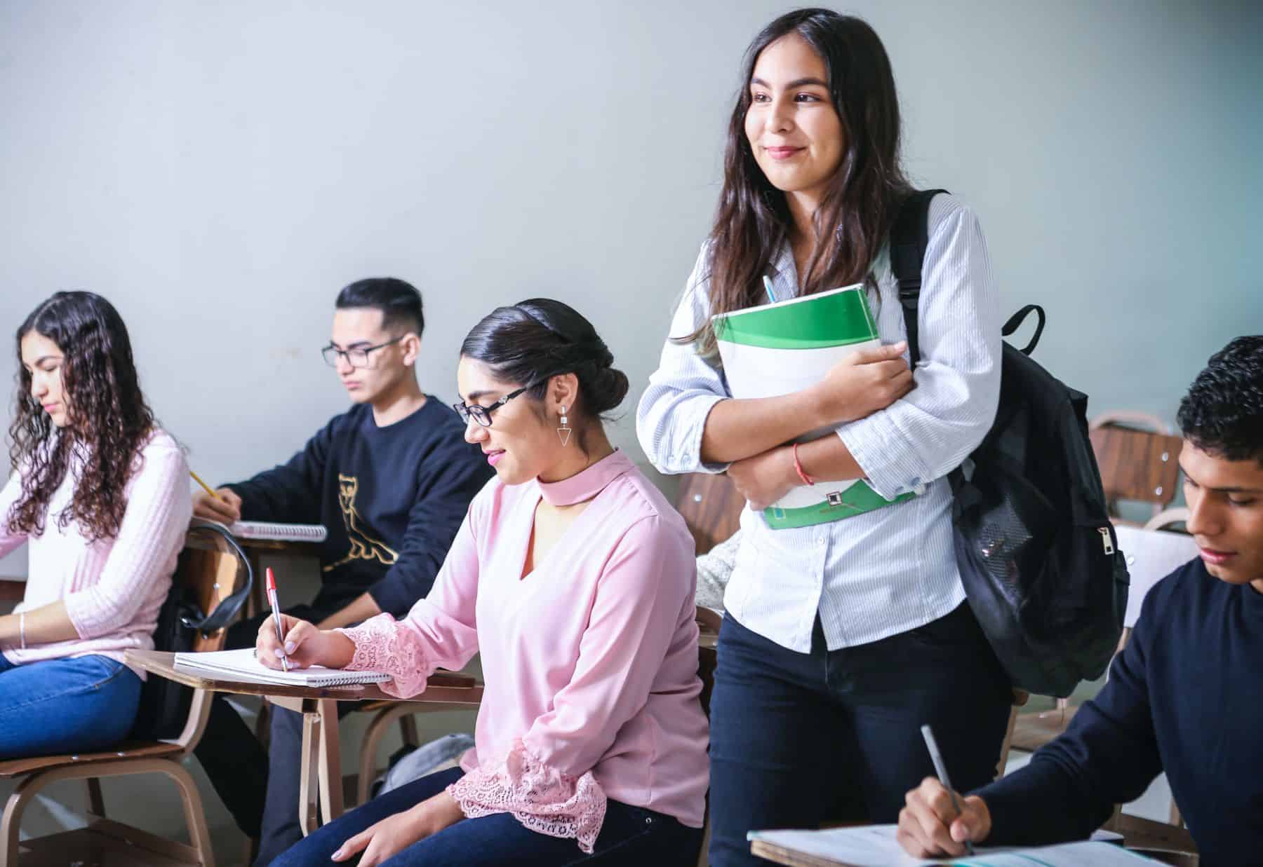 SCHOLARSHIP FOR STUDENTS